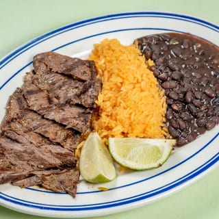 Grilled Marinated Skirt Steak Plate